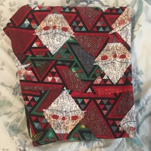 LulaRoe one size- Santa print leggings